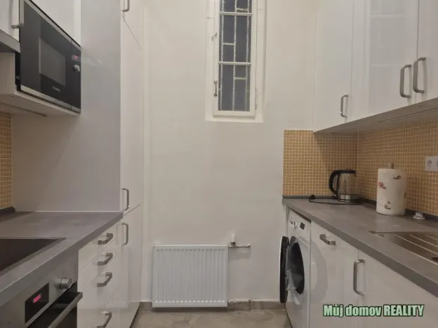 Pronájem bytu 1+1, Praha - Nové Město, Hálkova, 38 m2