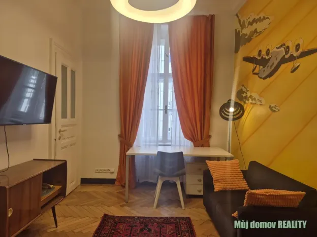Pronájem bytu 1+1, Praha - Nové Město, Hálkova, 38 m2