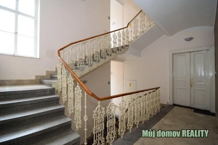Pronájem bytu 1+1, Praha - Nové Město, Hálkova, 33 m2