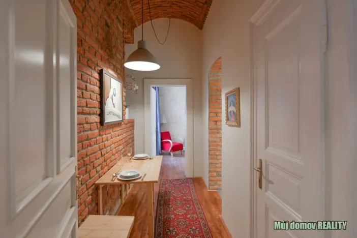 Pronájem bytu 1+1, Praha - Nové Město, Hálkova, 33 m2