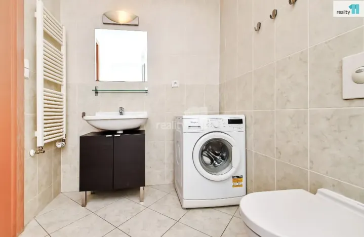 Prodej bytu 1+kk, Praha - Krč, Hudečkova, 48 m2