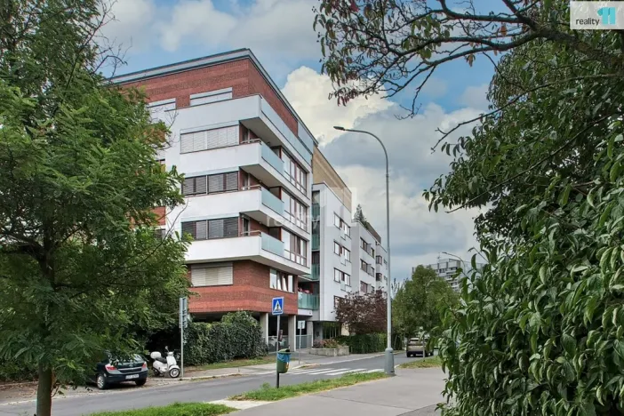 Prodej bytu 1+kk, Praha - Krč, Hudečkova, 48 m2