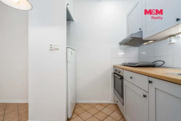 Prodej bytu 1+kk, Hradec Králové - Nový Hradec Králové, Jana Masaryka, 35 m2