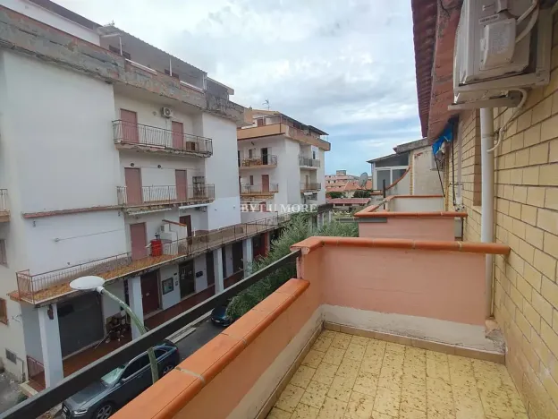 Prodej bytu 4+kk, Scalea, Itálie, Via Lauro, 70 m2
