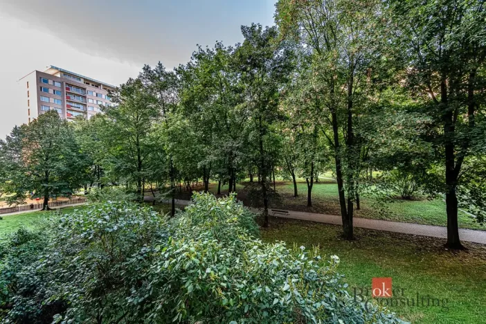 Pronájem bytu 2+kk, Praha - Kobylisy, Chabařovická, 47 m2