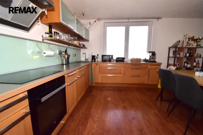 Prodej rodinného domu, Oslov, 222 m2