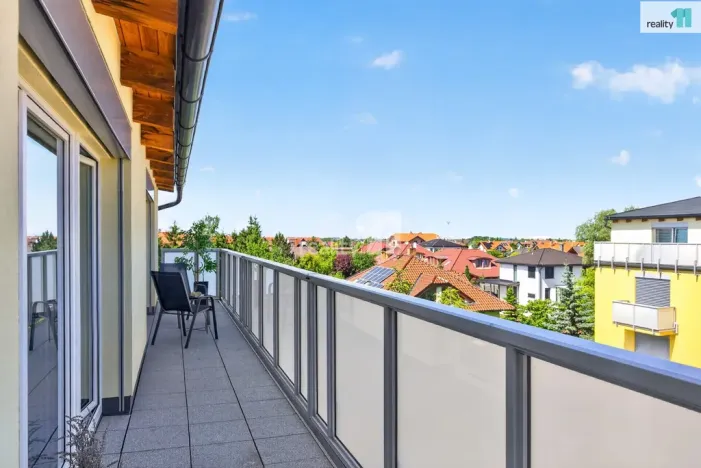 Pronájem bytu 2+kk, Jesenice, Sluneční, 58 m2