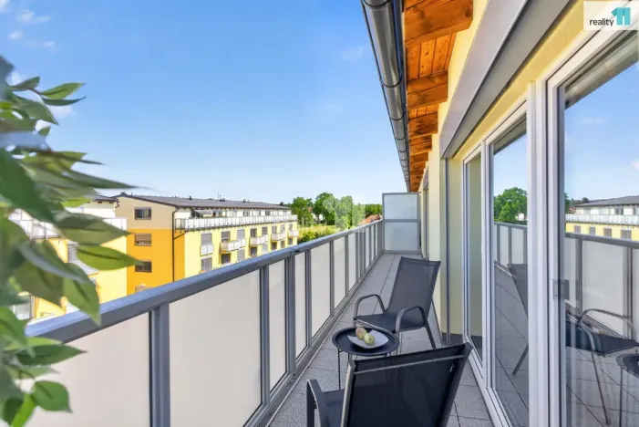 Pronájem bytu 2+kk, Jesenice, Sluneční, 58 m2