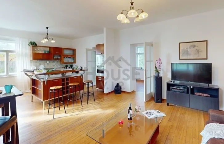 Prodej rodinného domu, Velvary, 240 m2