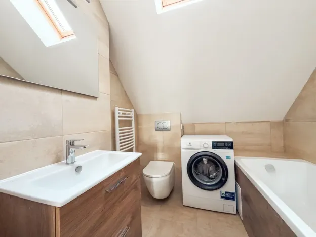 Pronájem bytu 2+1, Praha, U první baterie, 46 m2