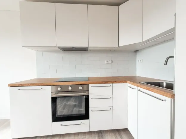 Pronájem bytu 1+1, Praha, U první baterie, 28 m2