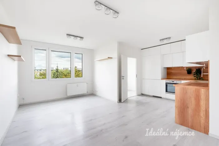 Pronájem bytu 3+kk, Praha - Střížkov, Šluknovská, 68 m2