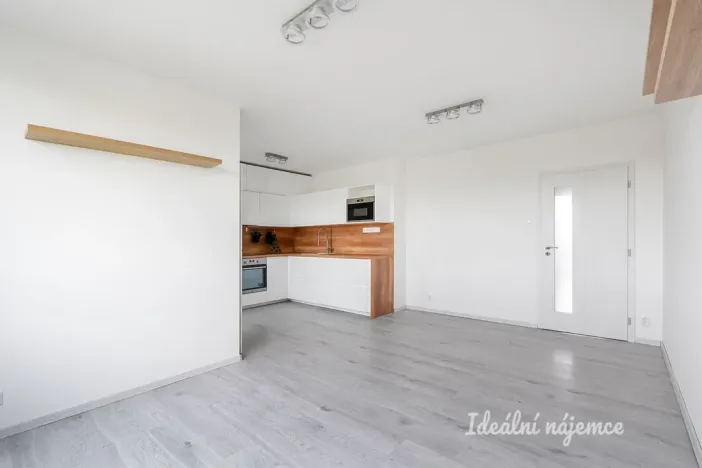 Pronájem bytu 3+kk, Praha - Střížkov, Šluknovská, 68 m2
