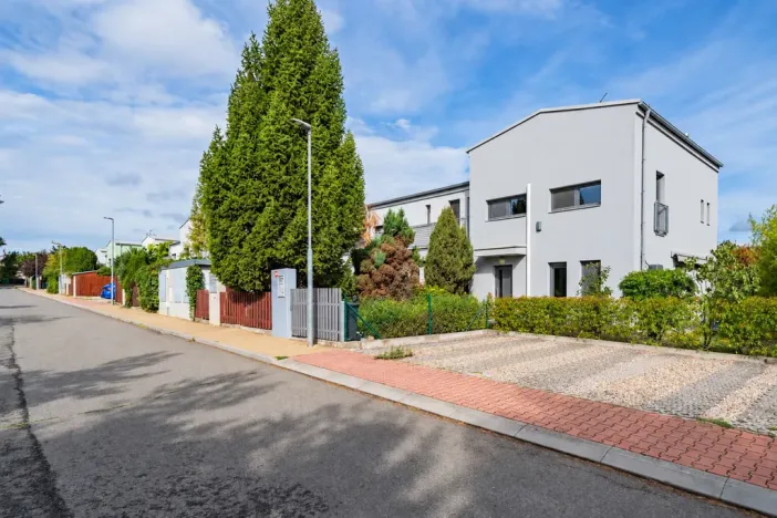 Prodej rodinného domu, Jinočany, Jiráskova, 93 m2