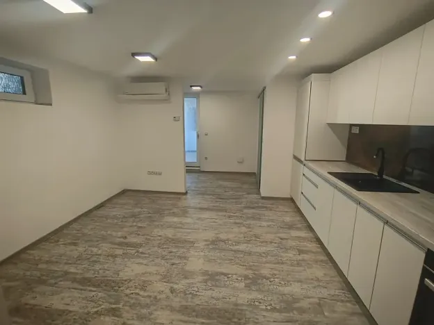 Pronájem bytu 2+kk, Olomouc, Jablonského, 35 m2