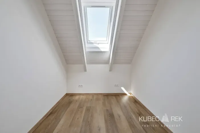 Prodej bytu 2+kk, Veselí nad Lužnicí, Budějovická, 78 m2