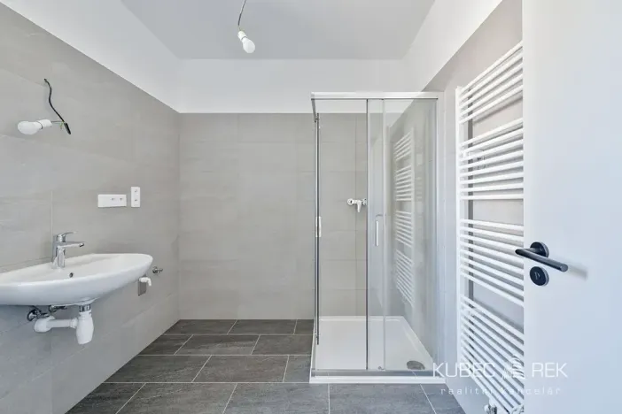 Prodej bytu 1+kk, Veselí nad Lužnicí, Budějovická, 40 m2
