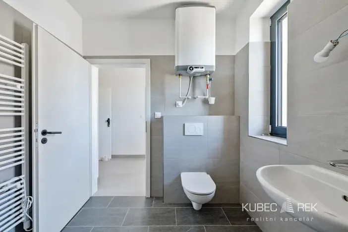 Prodej bytu 1+kk, Veselí nad Lužnicí, Budějovická, 40 m2