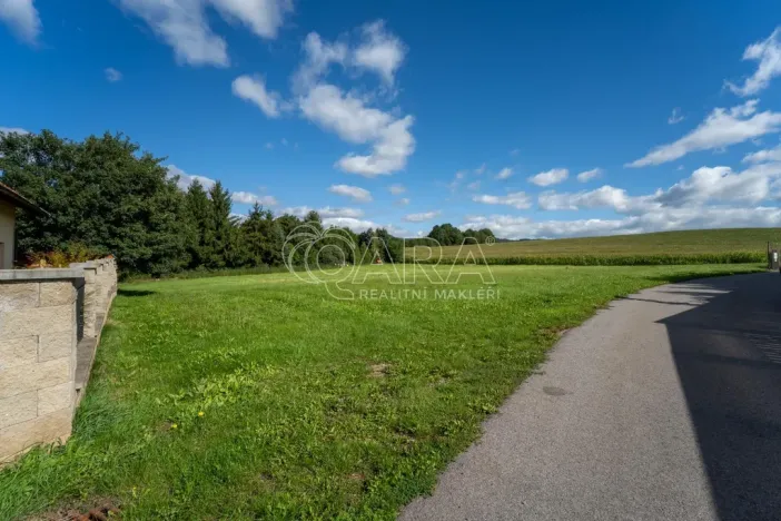 Prodej pozemku pro bydlení, Vlčice, 2602 m2