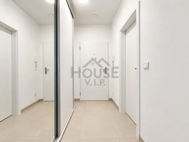 Pronájem bytu 1+kk, Kladno, Lesík, 35 m2