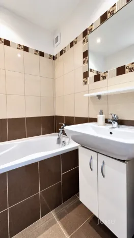 Prodej bytu 3+1, Písek - Budějovické Předměstí, Otakara Jeremiáše, 67 m2