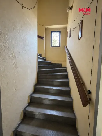 Prodej rodinného domu, Cítoliby, B. Němcové, 210 m2