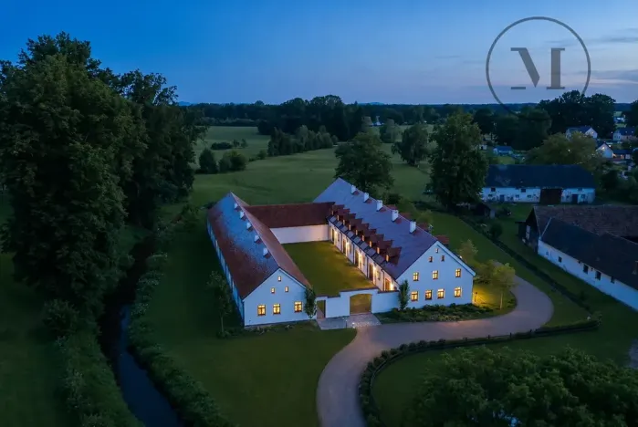 Prodej bytu 6+kk a větší, Třeboň, 247 m2