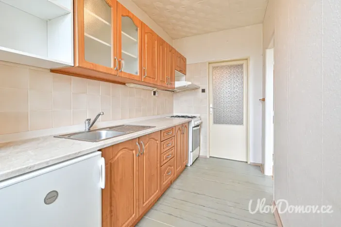 Prodej bytu 4+1, Praha - Lhotka, Toušeňská, 77 m2