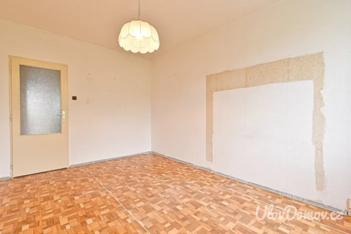 Prodej bytu 4+1, Praha - Lhotka, Toušeňská, 77 m2