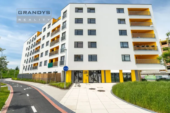 Prodej garážového stání, Praha, Oty Bubeníčka, 15 m2