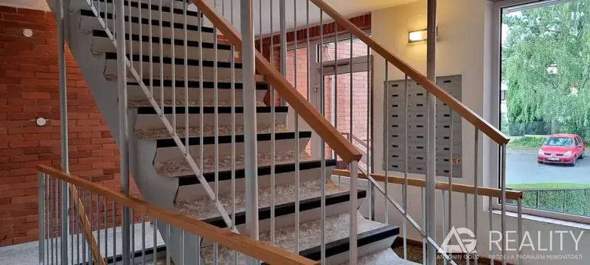 Pronájem bytu 3+1, Praha - Dejvice, Krohova, 76 m2