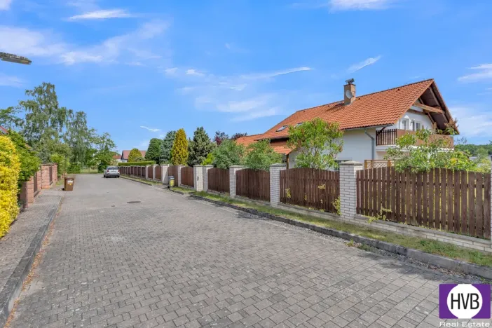 Prodej rodinného domu, Louňovice, Smrková, 200 m2