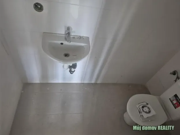 Pronájem obchodního prostoru, Žatec, Husitské náměstí, 300 m2