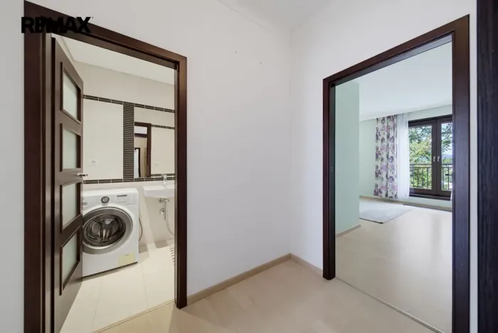 Prodej bytu 4+kk, Karlovy Vary, Libušina, 171 m2