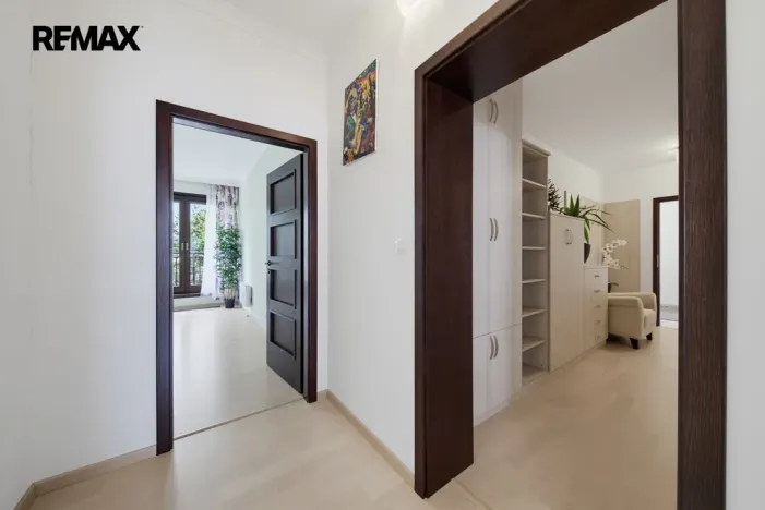Prodej bytu 4+kk, Karlovy Vary, Libušina, 171 m2