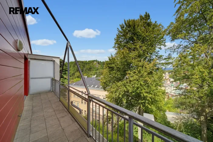 Prodej bytu 4+kk, Karlovy Vary, Libušina, 171 m2