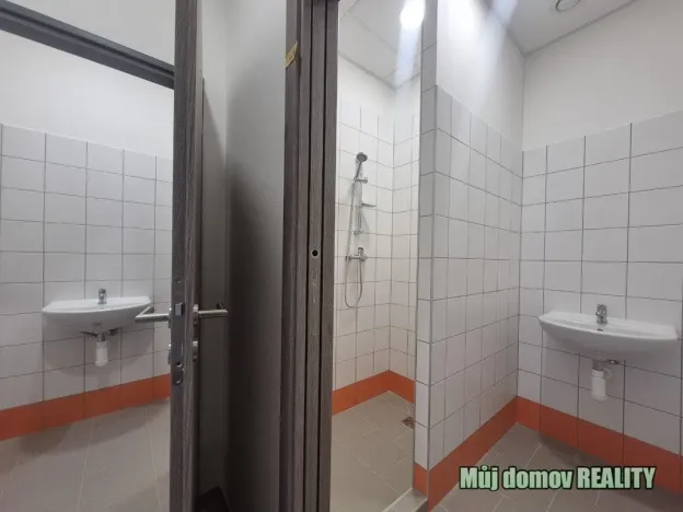 Pronájem skladu, Praha - Hostivař, K pérovně, 550 m2