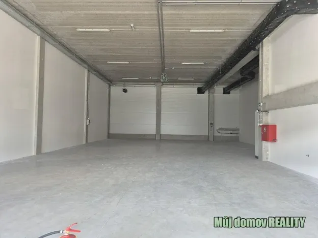 Pronájem skladu, Praha - Hostivař, K pérovně, 550 m2