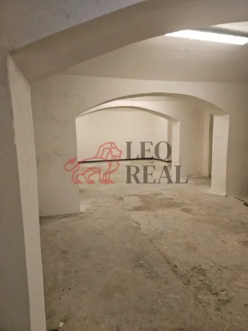 Pronájem kanceláře, Praha - Vršovice, 28. pluku, 150 m2