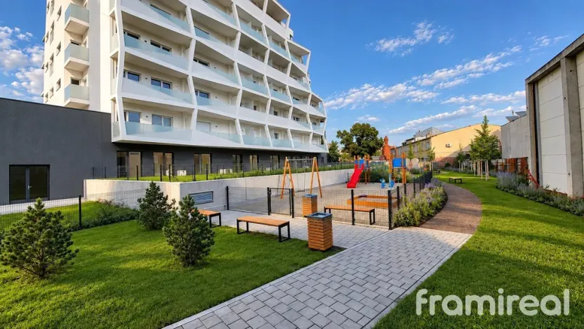 Pronájem ubytování, Brno, Komárovská, 38 m2