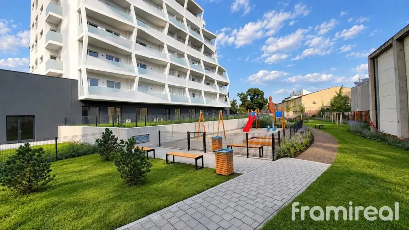 Pronájem ubytování, Brno, Komárovská, 38 m2