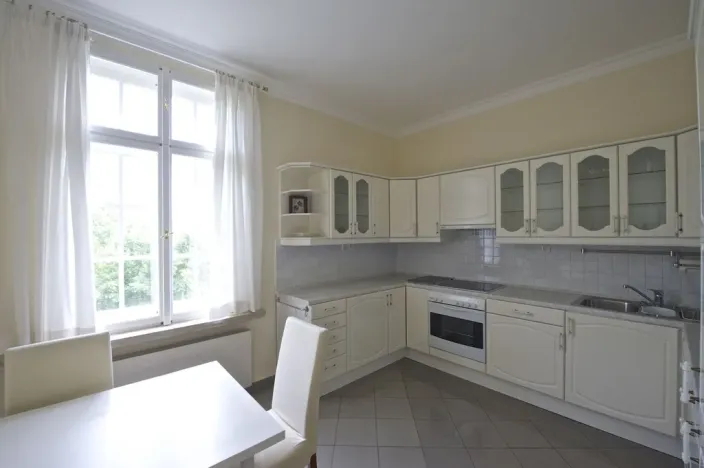 Pronájem bytu 4+1, Praha - Dejvice, Na Míčánce, 190 m2