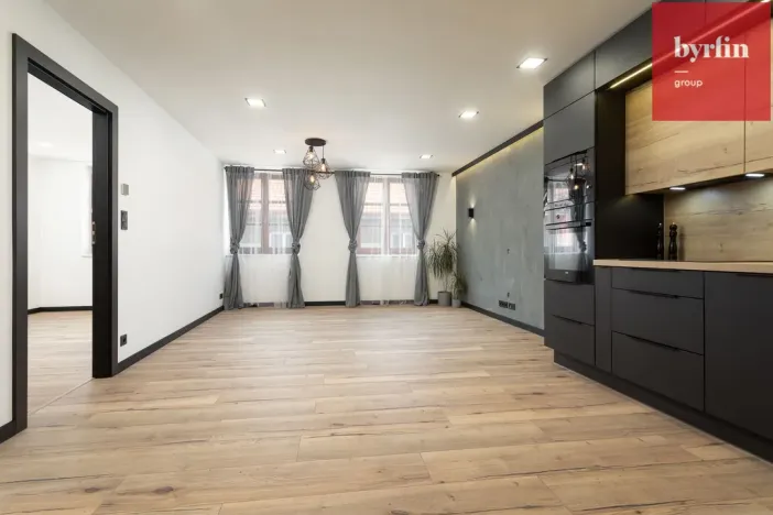 Prodej bytu 3+kk, Opava, Kolářská, 84 m2