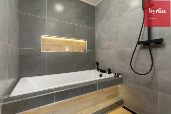 Prodej bytu 3+kk, Opava, Kolářská, 84 m2