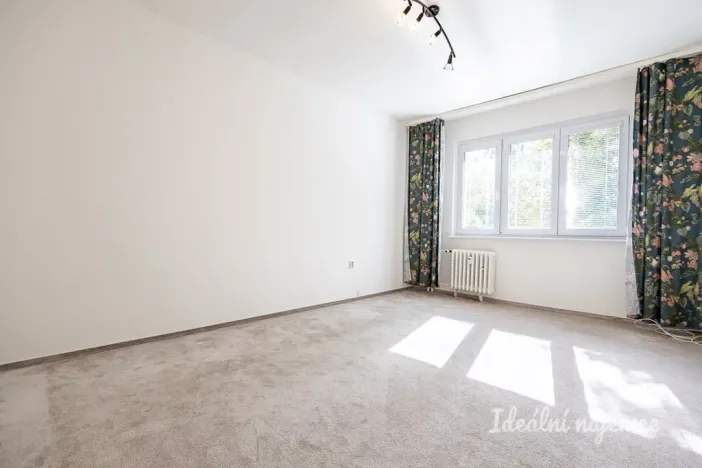 Pronájem bytu 2+1, Praha - Břevnov, Nad alejí, 52 m2