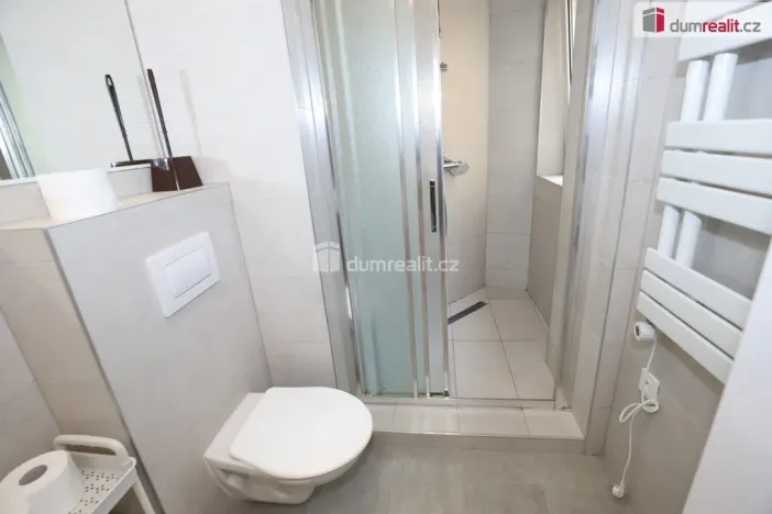 Prodej bytu 3+1, Cheb, Svatopluka Čecha, 87 m2