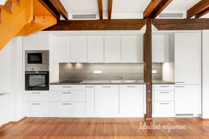 Pronájem bytu 4+kk, Praha - Bubeneč, N. A. Někrasova, 127 m2