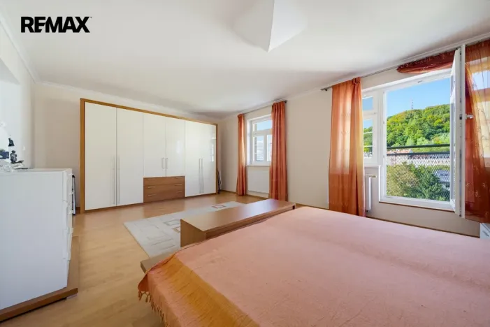 Prodej bytu 3+kk, Karlovy Vary, Raisova, 105 m2