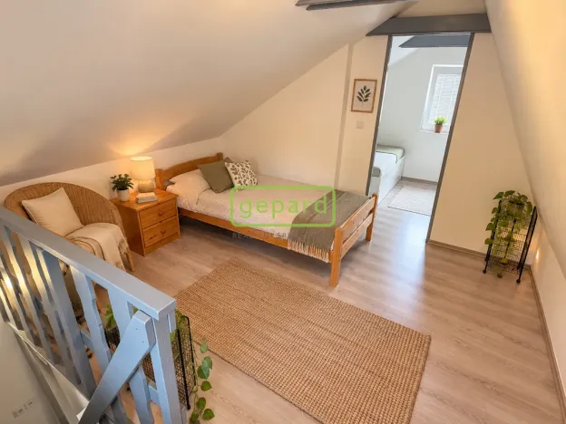 Pronájem chaty, Mníšek pod Brdy, U Lesa, 60 m2