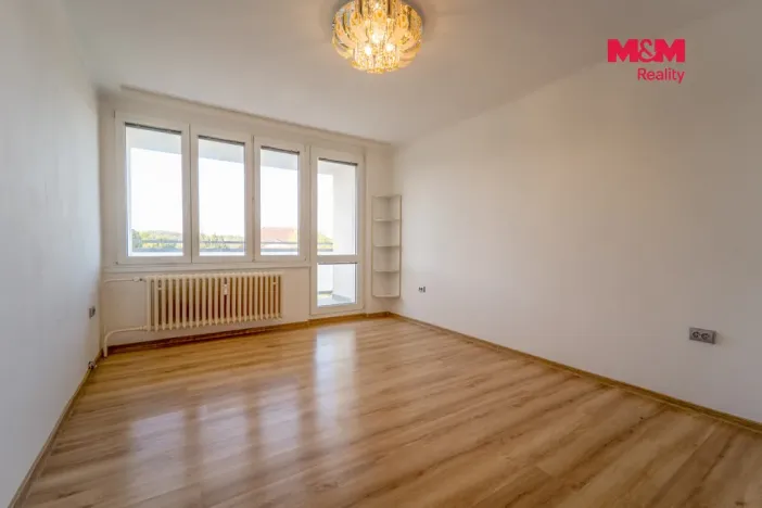 Pronájem bytu 3+1, Hrádek - Nová Huť, 1. máje, 67 m2